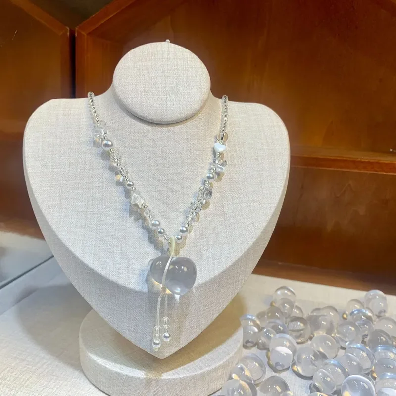 White crystal gourd necklace, small fresh handmade beaded necklace, light luxury fairy ins wind gourd pendant, collarbone