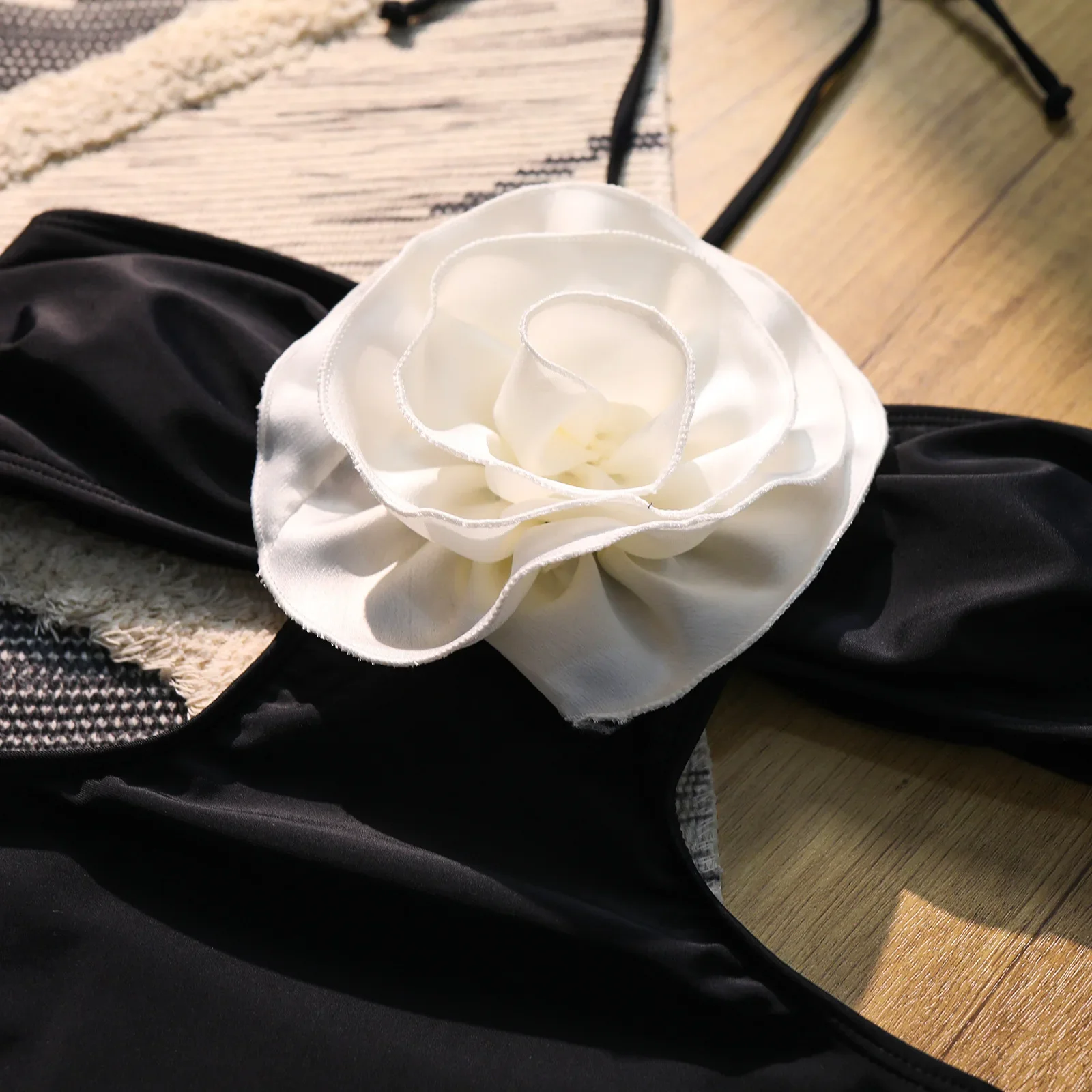 sexy 3D white flower cut out swimsuit one piece black bikini padded thong swimwear female bathing suit biquini bodysuits