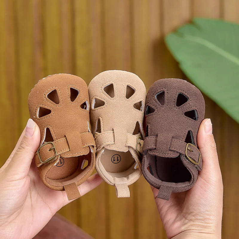 Summer Baby Sandals 0-1 Years Old, Soft-Soled Non-Slip Toddler Shoes, 0-1 Years Old Closed-Toe Anti-Collision Baby Sandals, Suitable for Both Boys and Girls