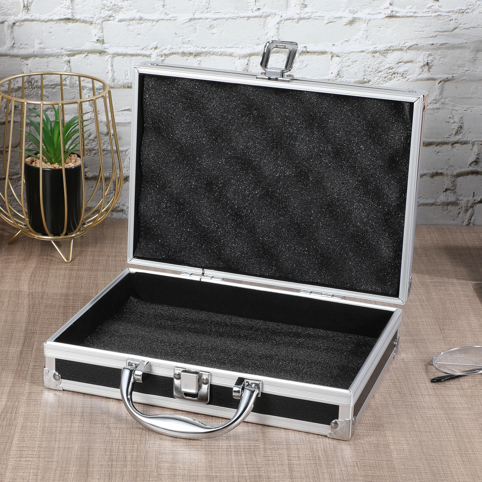 

Metal Handle Tool Storage Box Multifunctional Large Capacity Aluminum Alloy Case Portable Tool Carrying Organizer