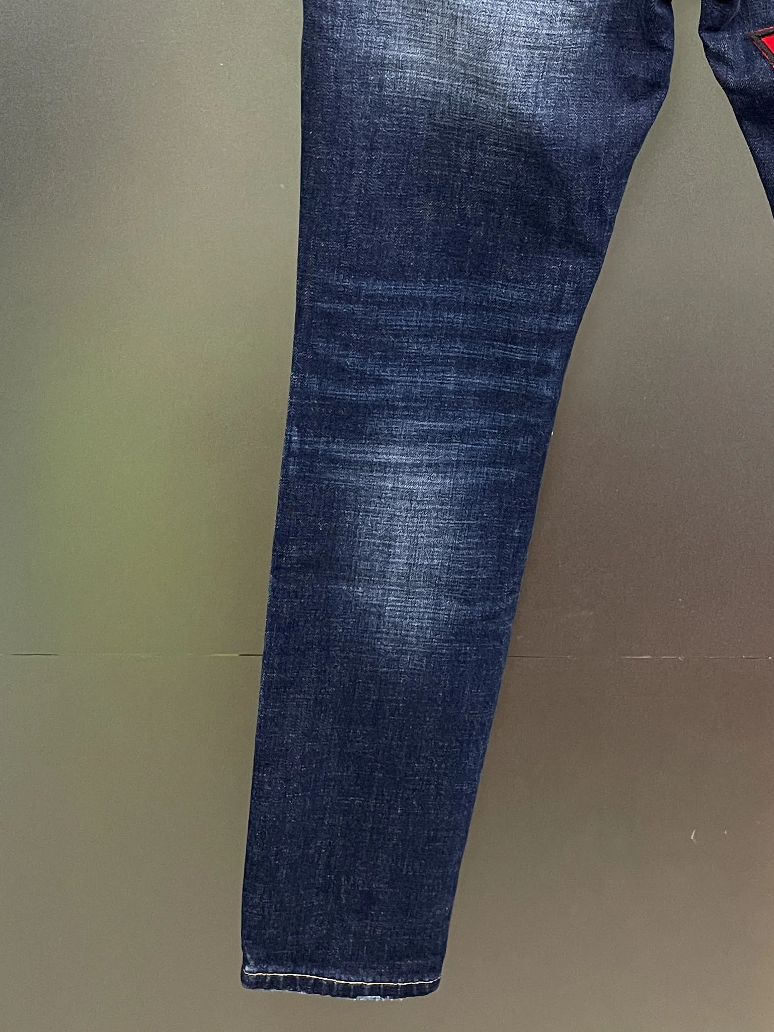 2024 Spring/Summer New D2 Jeans for Men, Washed, Worn, Patched, Painted, Splashed, Blue, Slim Fit, Straight Tube
