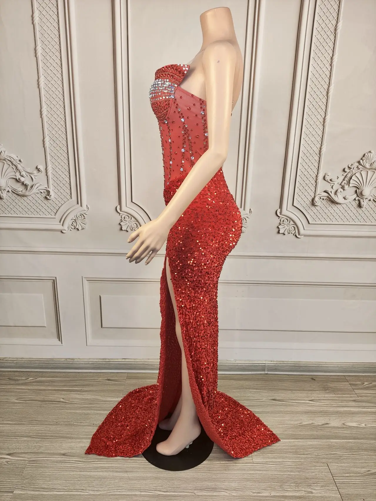 

Luxury Off shoulder Red Sequins Sparkly Long Dress Elegant Women Birthday Party Floor-length Dress Photo Shoot Wear Formal Dress