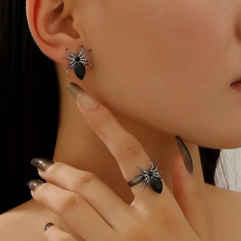 

Fashionable Women Halloween Zircon Set Spider Rings,Personalized Dark Gothic Animal Spider Earrings, Trendy Party Y2K Jewelry