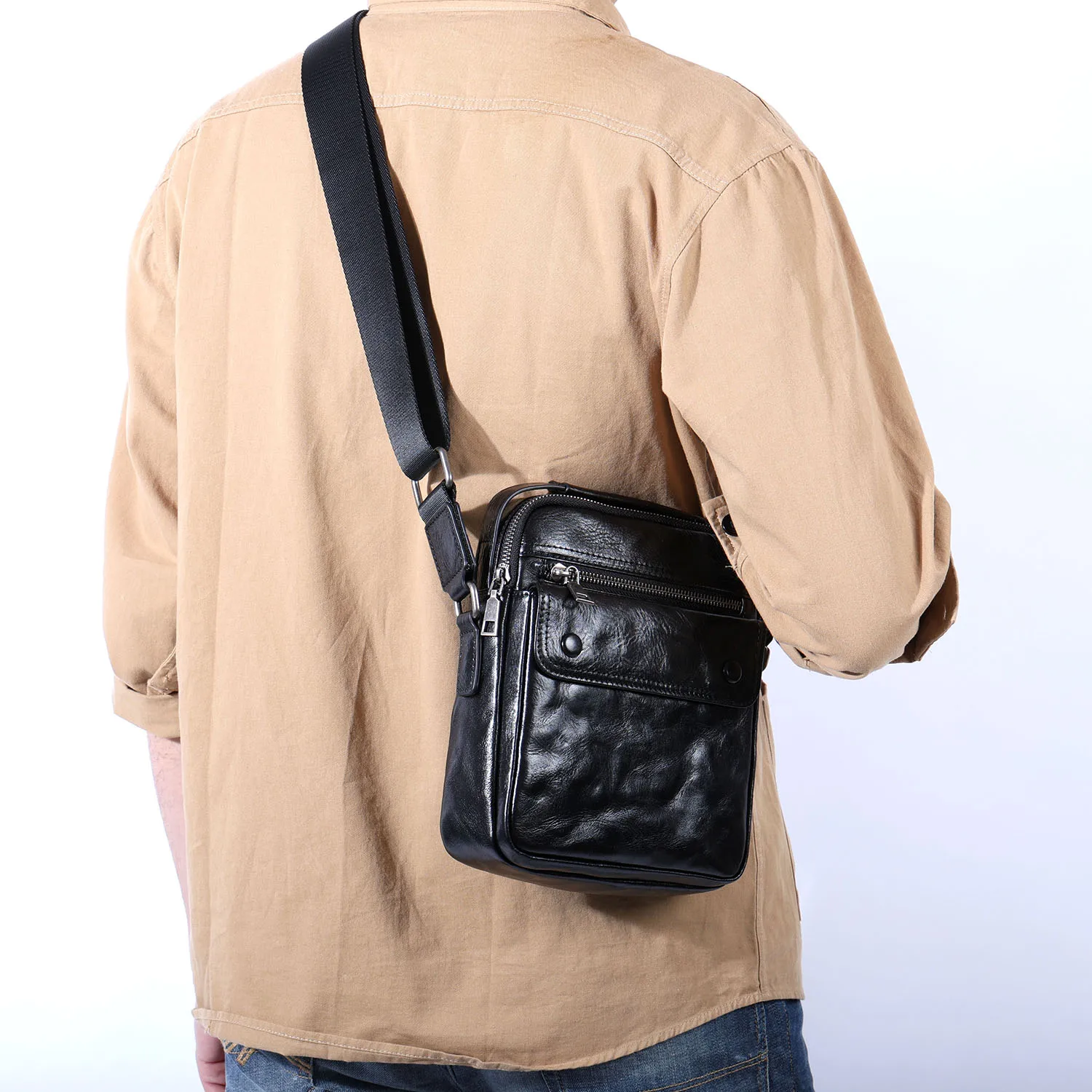 S.WORKER Vollnarbenleder-Umhängetasche für Herren Vintage Echtleder Herrenmode Schultertasche Messenger Bag – Detail 4