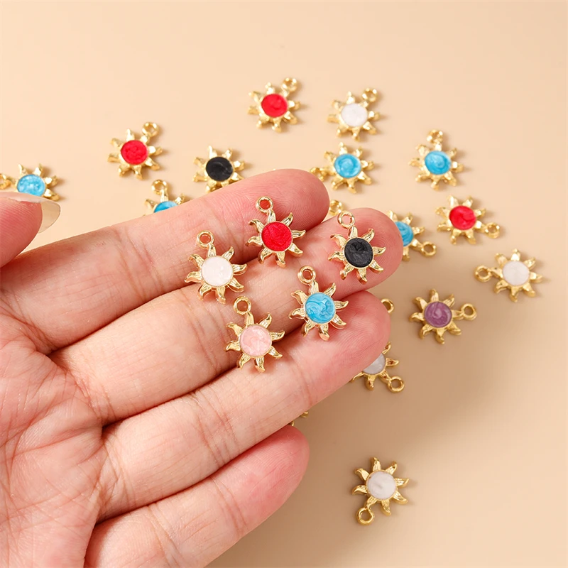10 Stück 12x15mm Niedliche Bunte Emaille-Sonnenanhänger für Schmuckherstellung, Ohrringe, Anhänger, Halsketten, Armbänder, DIY-Bastelzubehör – Detail 3
