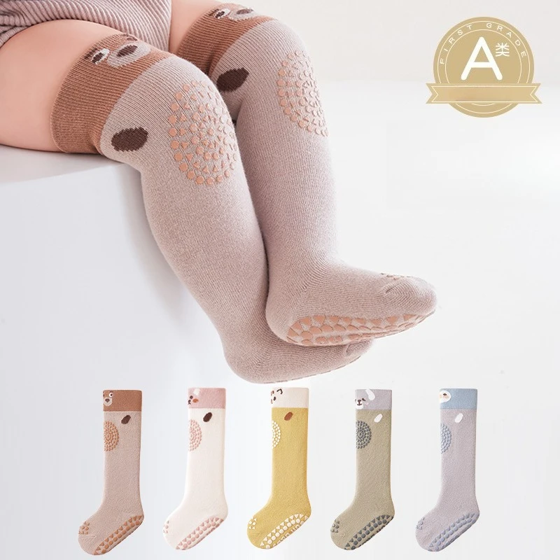 

Cartoon Design Knee Pads for 0-24 Months Breathable sweat absorbing Non slip Protective Long Socks-Baby Knee High Crawling Socks