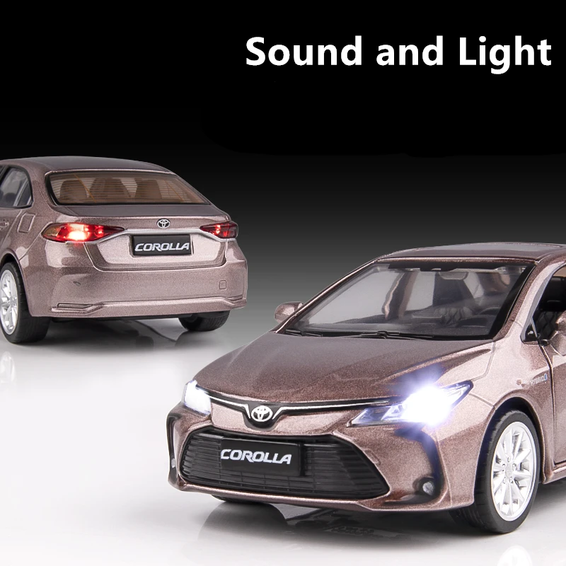 1:32 TOYOTA Corolla Alloy Car Model Diecasts Metal Toy Vehicles Car Model High Simulation Sound Light Collection Toy Gift