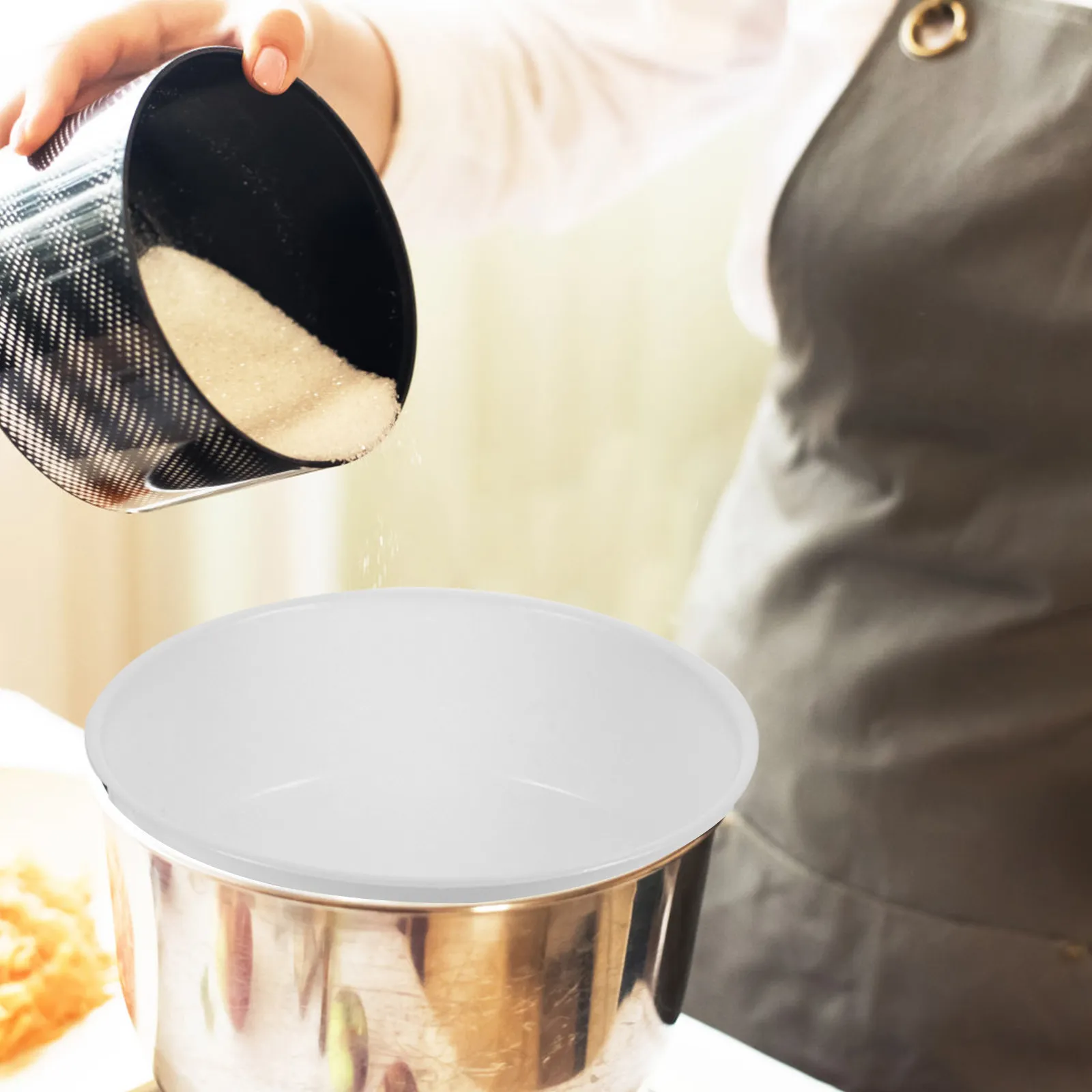 1Pcs Thickened Large Mouth Plastic Funnel Food Safe Multi Use Kitchen Funnel for Oil Beer Wine Beverage Soy Sauce Bottle Filling