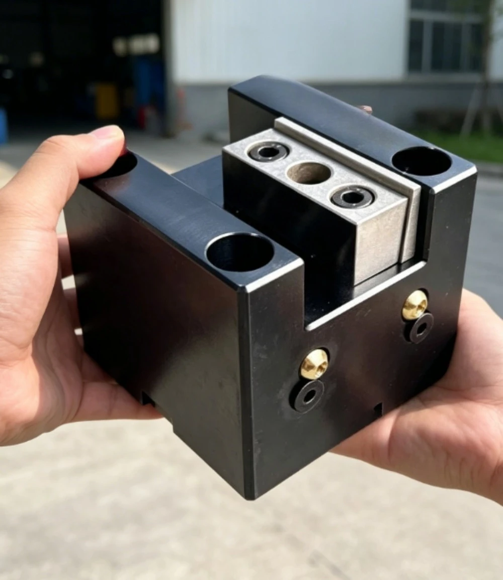 65 power turret fixed tool holder end face boring outer diameter U drilling turning milling composite power head