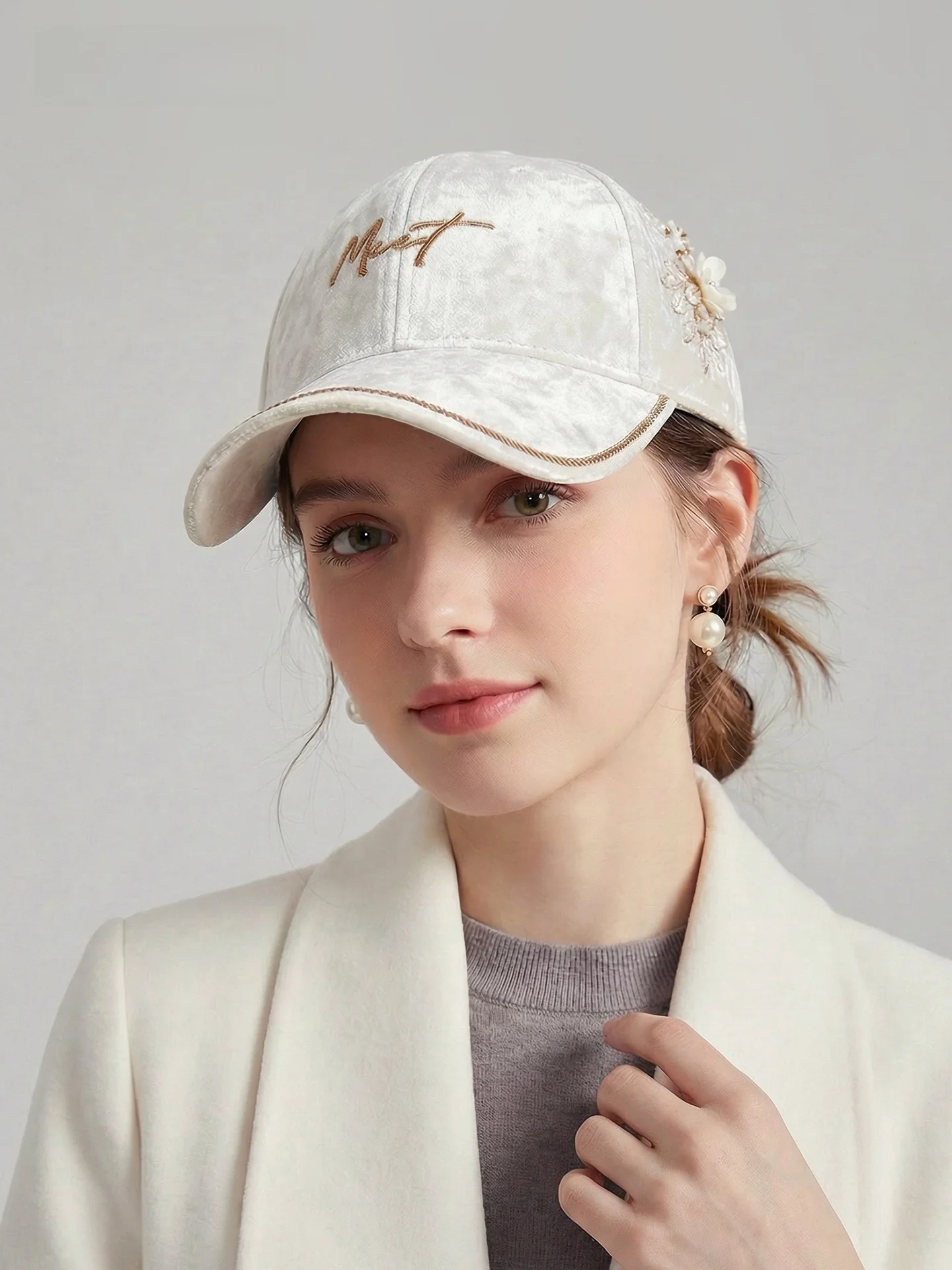 berretto-da-baseball-in-velluto-ele-per-donna-cappello-invernale-dubill-ricamato-sli-berretto-rotondo-flessibile-morbido-e-confortevole