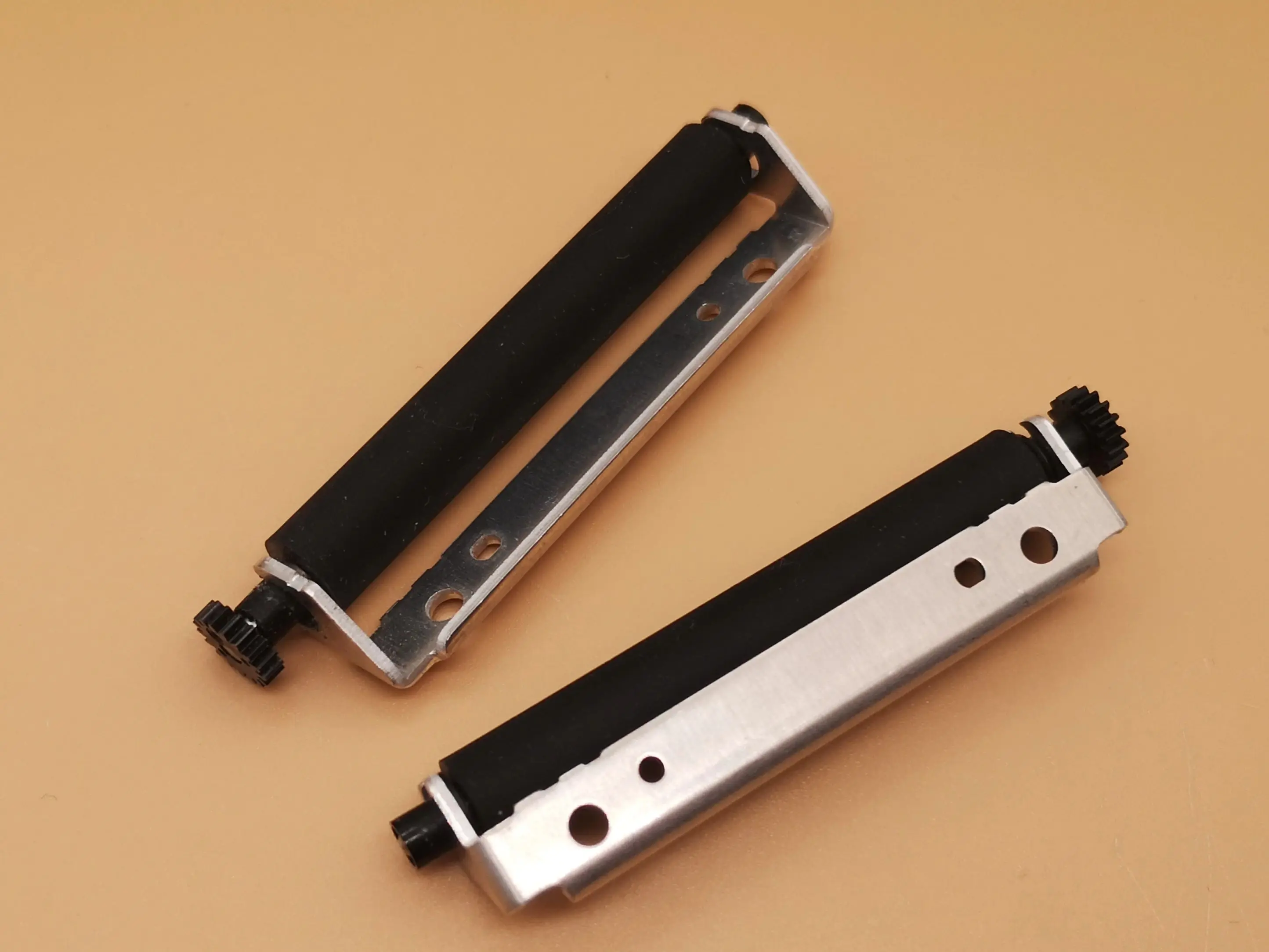 Platen shaft LTPA245M-384-e For LTPA245S-384-E roller New original thermal print head accessories LTPA245S/LTPA245 Paper shaft