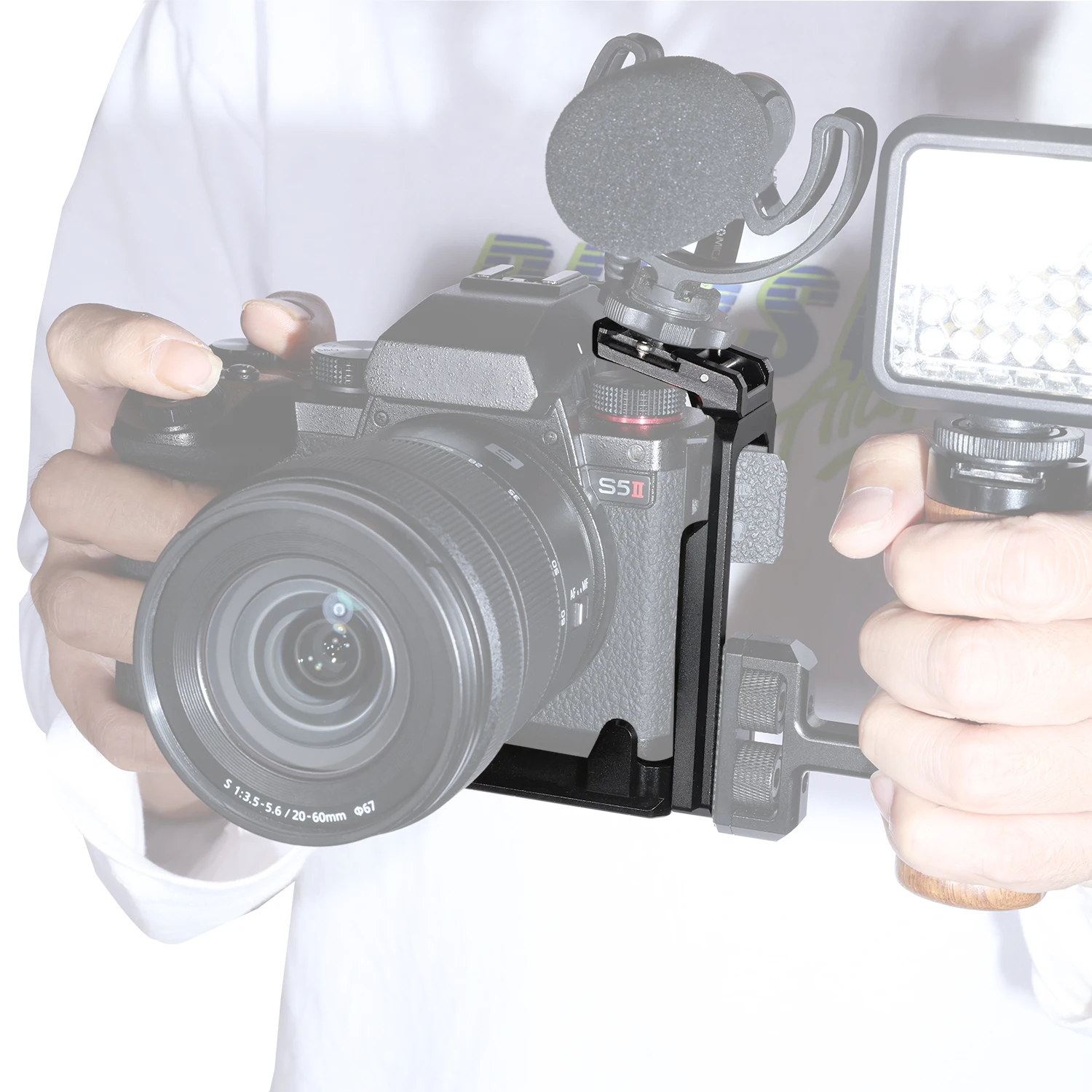 NICEYRIG L-Bracket DSLR Camera Mount Vertical Video Shooting with 1/4"-20 Screw Hole for Panasonic S5/S5MarkII/S5 MarkII/G9M2 view 4
