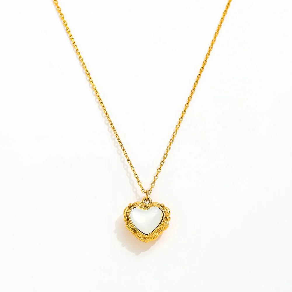 

Joolim Jewelry Wholesale No Fade Dainty Lovely Shell Drop Glue Cast Peach Heart Pendant Vintage Pattern Stainless Steel Necklace