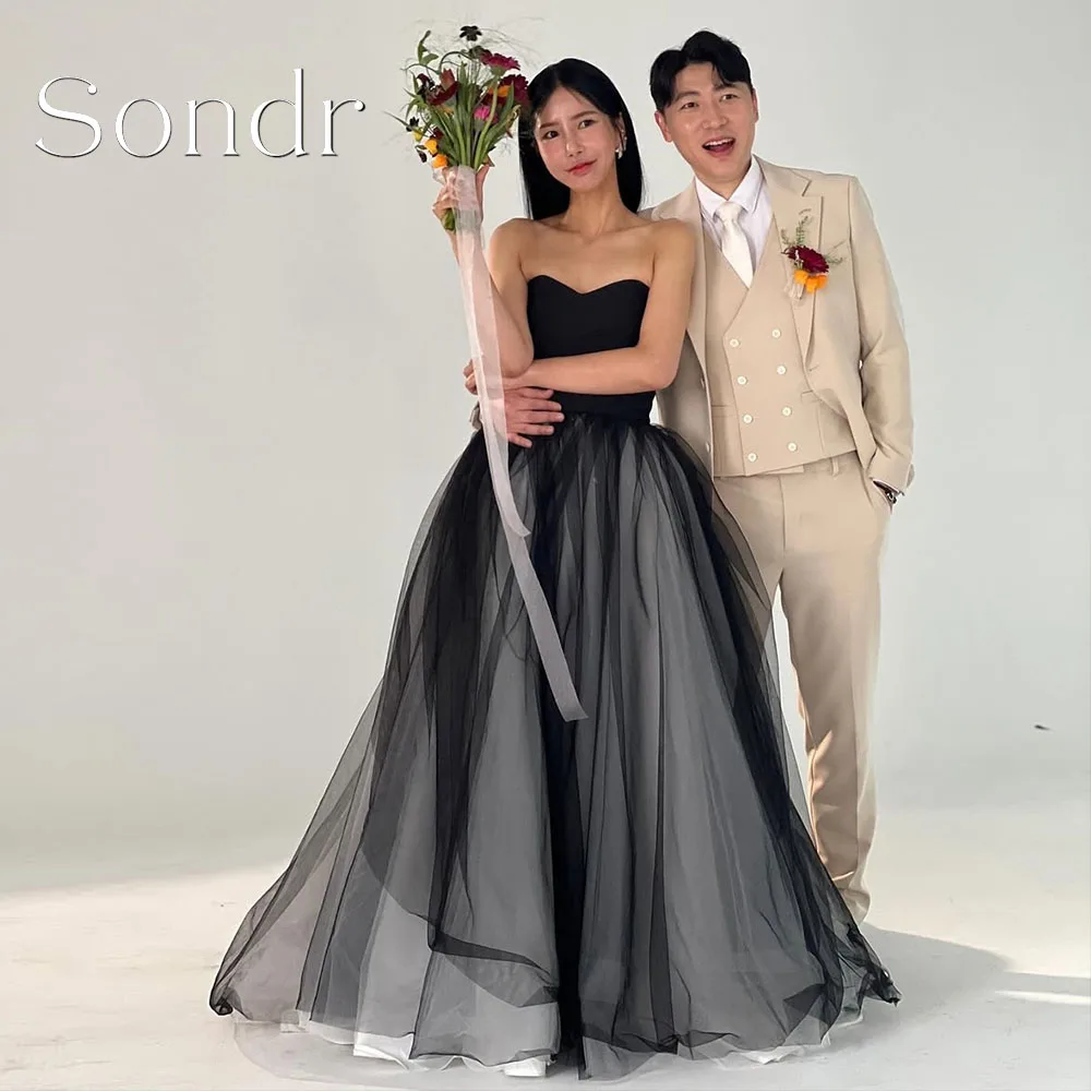 

Sondr Customized Black Korean Wedding Dress Sleeveless Strapless Bridal Gown Floor Length Photo Shoot Dresses Corset Back