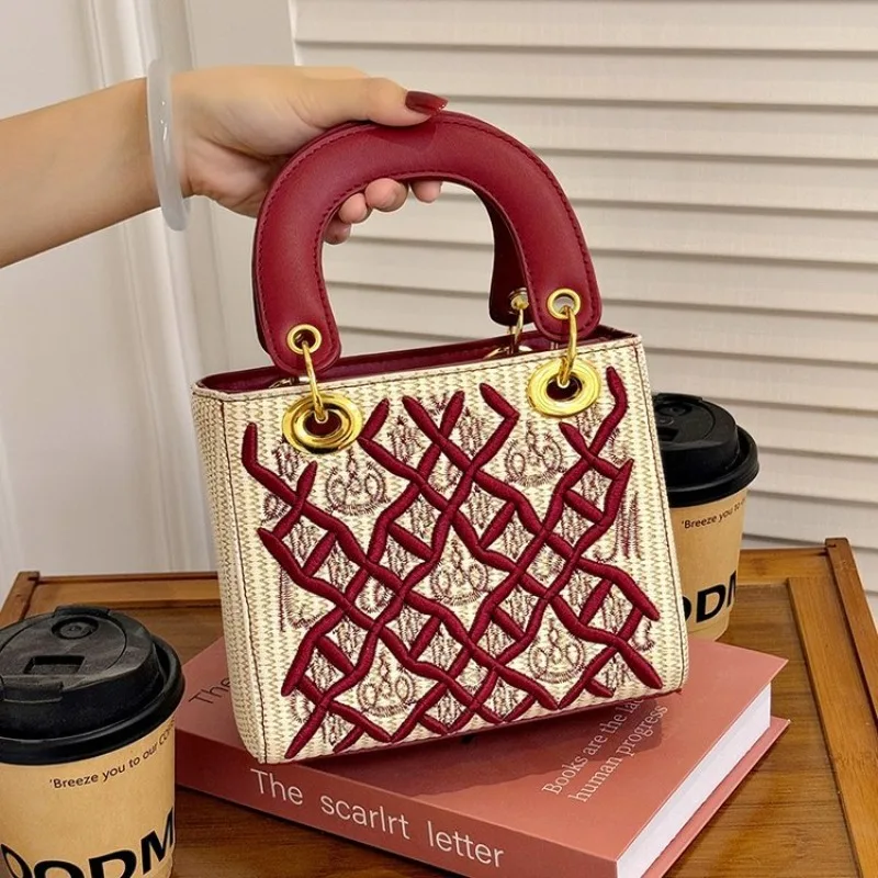

Classic Elegance Designer Diaper Bag For Women Luxury Large Capacity Tote Stylish Leather Crossbody Shoulder Bag Fashionable