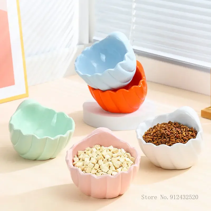 Creative Shell and Conch Shaped Ceramic Pets Drinking Bowls Anti-Chin Protection Anti-Overturning Food Cat Bowl 1Pc