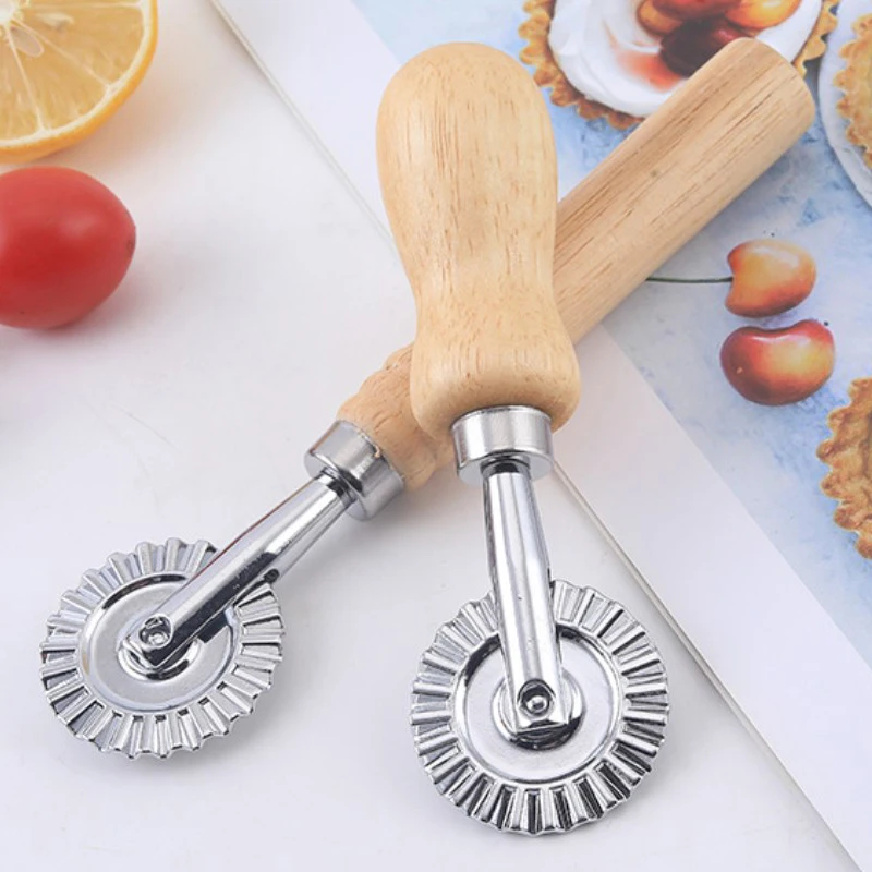 

Pastry Wheel Cutter Stainless Steel Round Pizza Cutting Wheel Tools Home Pizza divider Kitchen Gadgets Baking Cutting Tools