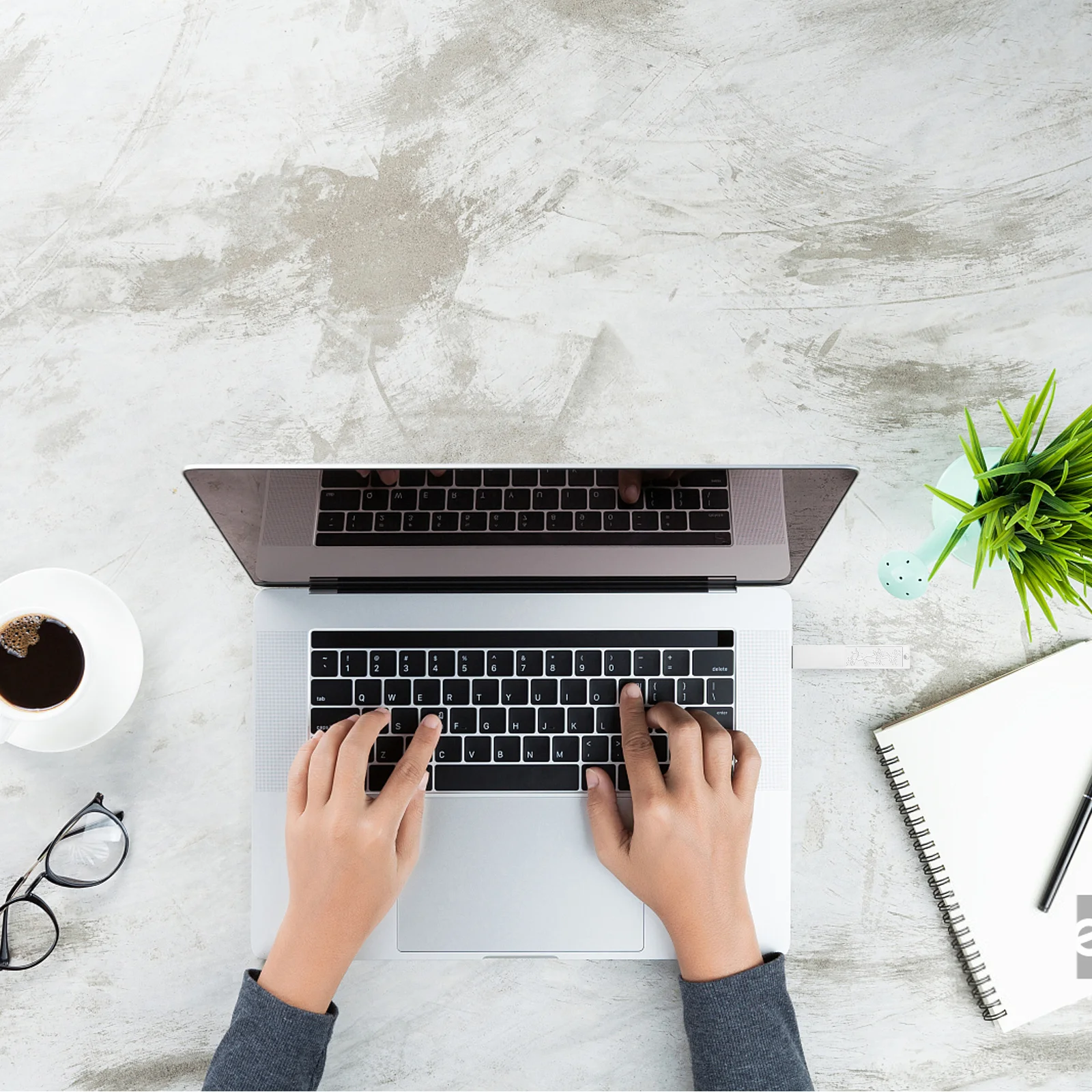 

3Pcs U Disk Shell Metal USB Flash Drive Protector Elegant Plum Theme Lightweight Secure Case for USB Disk Protection