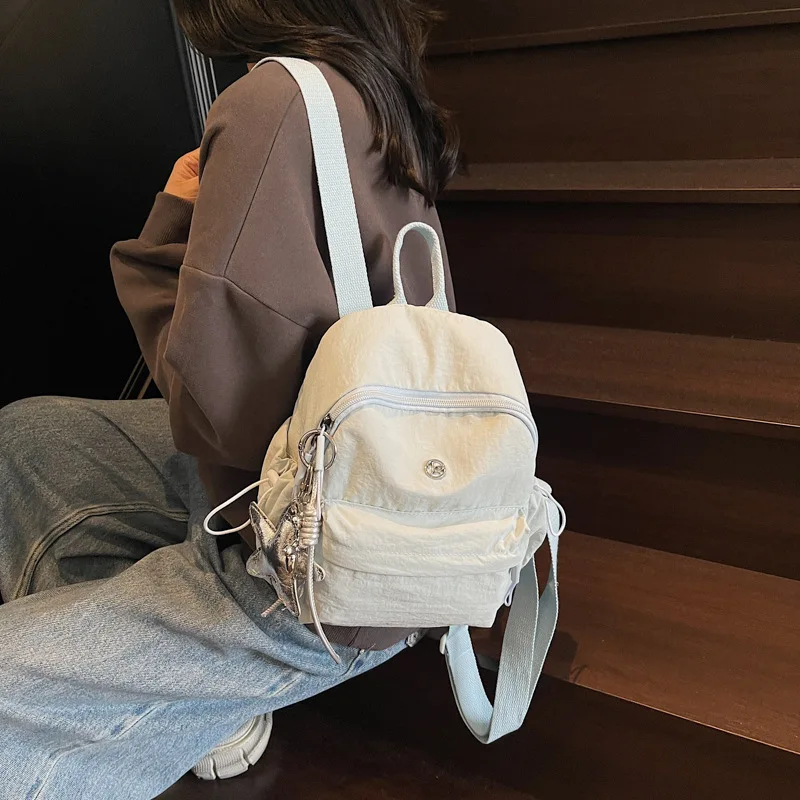 

Модный нейлоновый детский рюкзак для мальчика, универсальная повседневная дорожная сумка, простая школьная сумка большой вместимости, дизайнерские сумки, милый рюкзак