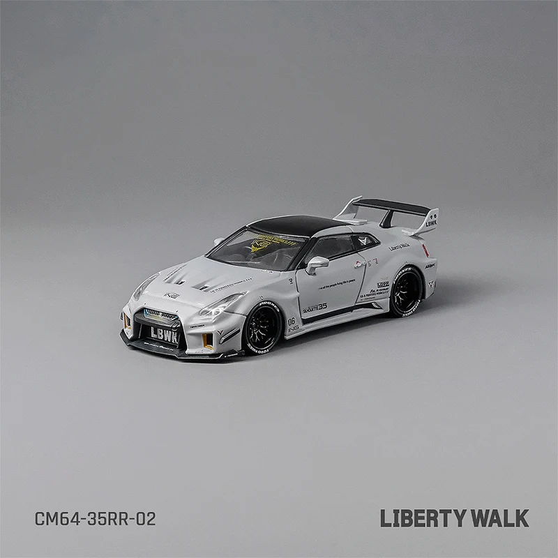 Diecast 1:64 Scale Nissan Lbwk Gtr R35 RR Simulated Alloy Static Car Model Static Display Collectible Gift Souvenir Decration