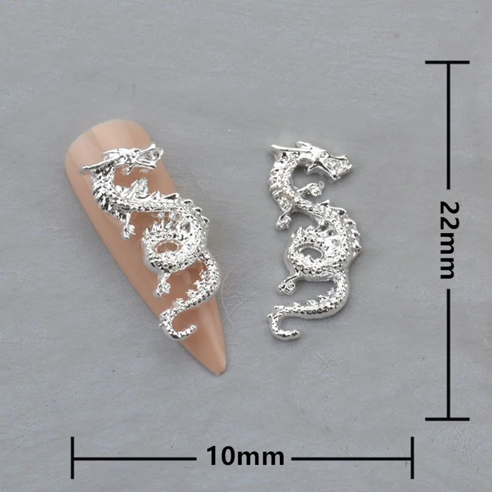 10 adet 3D alaşım zodyak ejderha Nail Art Charms lüks altın gümüş Metal manikür İpuçları takı süslemeleri tırnak parçaları aksesuarları