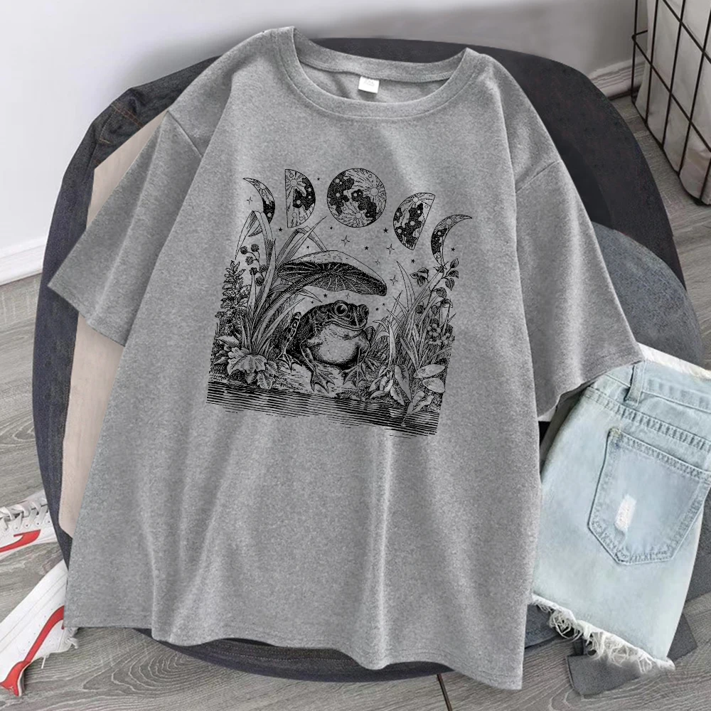 Cute Cottagecore Aesthetic Frog Mushroom Moon Witchy Mens Tshirt Loose Clothes 100% Cotton T Shirts Fashion Creativity T-Shirts