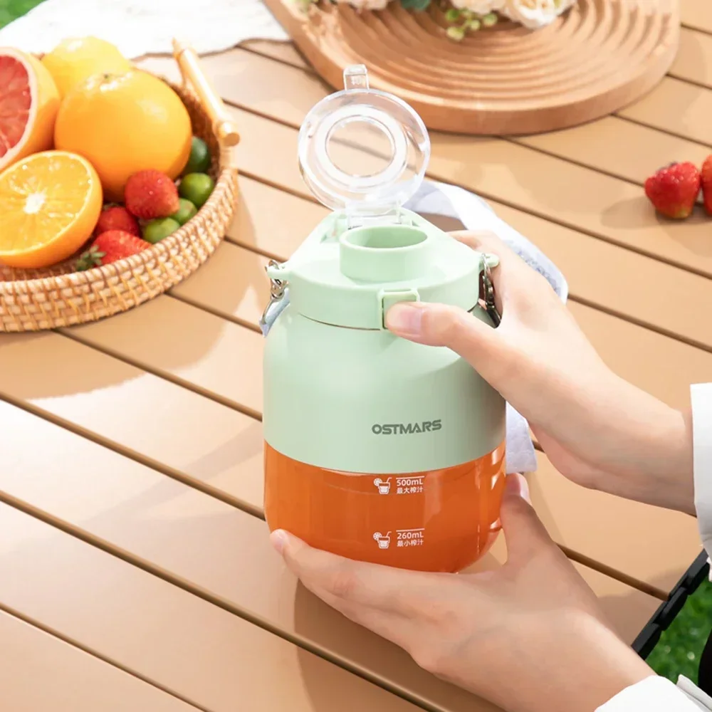 Exprimidor de carga inteligente de 800ml para niñas, exprimidor de taza de agua con copa de vientre grande de alta gama, 2 en 1 con correa para el hombro, batido de paja