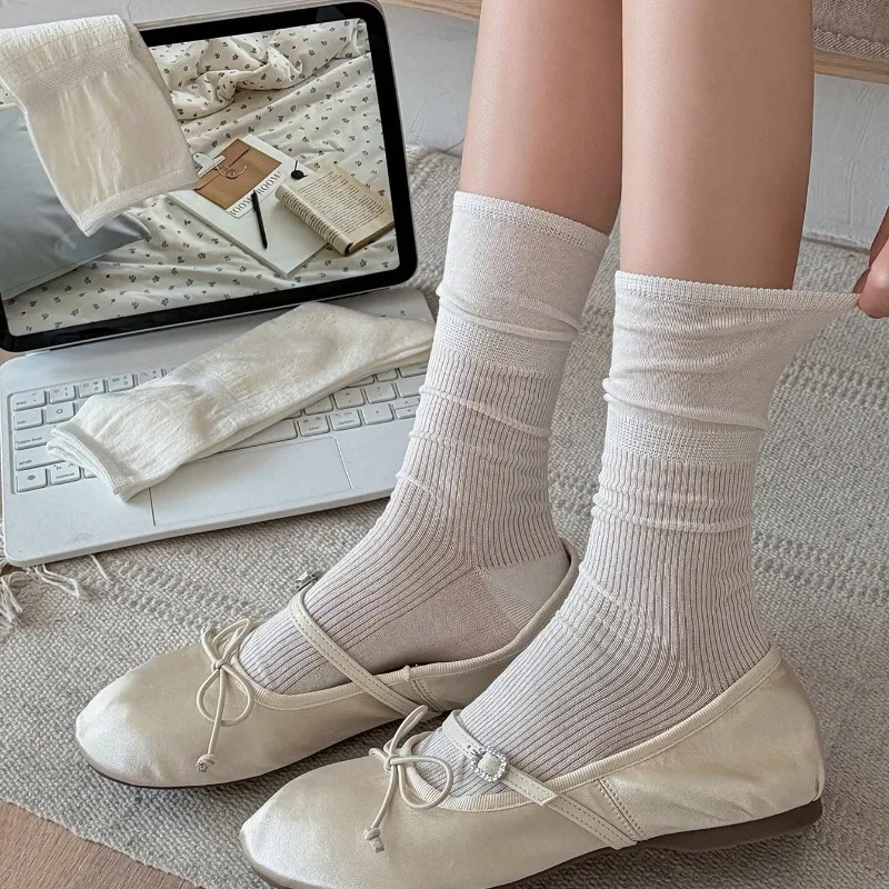 Weiße Damensocken aus Baumwolle für Frühling und Sommer, neue Mode, einfarbig, dünn, lässig, schlicht, Crew-Socken für Damen, koreanischer Stil, für den Alltag