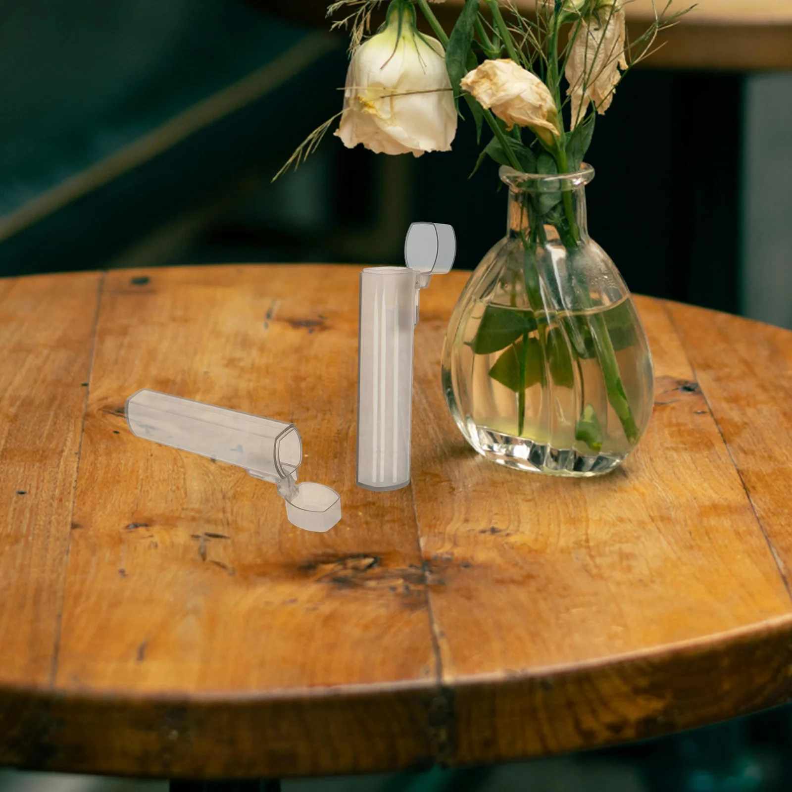 

Compact Leakproof Toothpick Holder Portable Case Transparent Storage Organizer Ideal for Travel and Outdoor Use