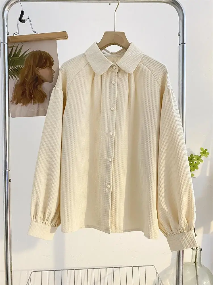 Waffle Lantern Sleeve Shirt for Women with a Niche Design Loose French Retro Chic Doll Collar Long Sleeved Top