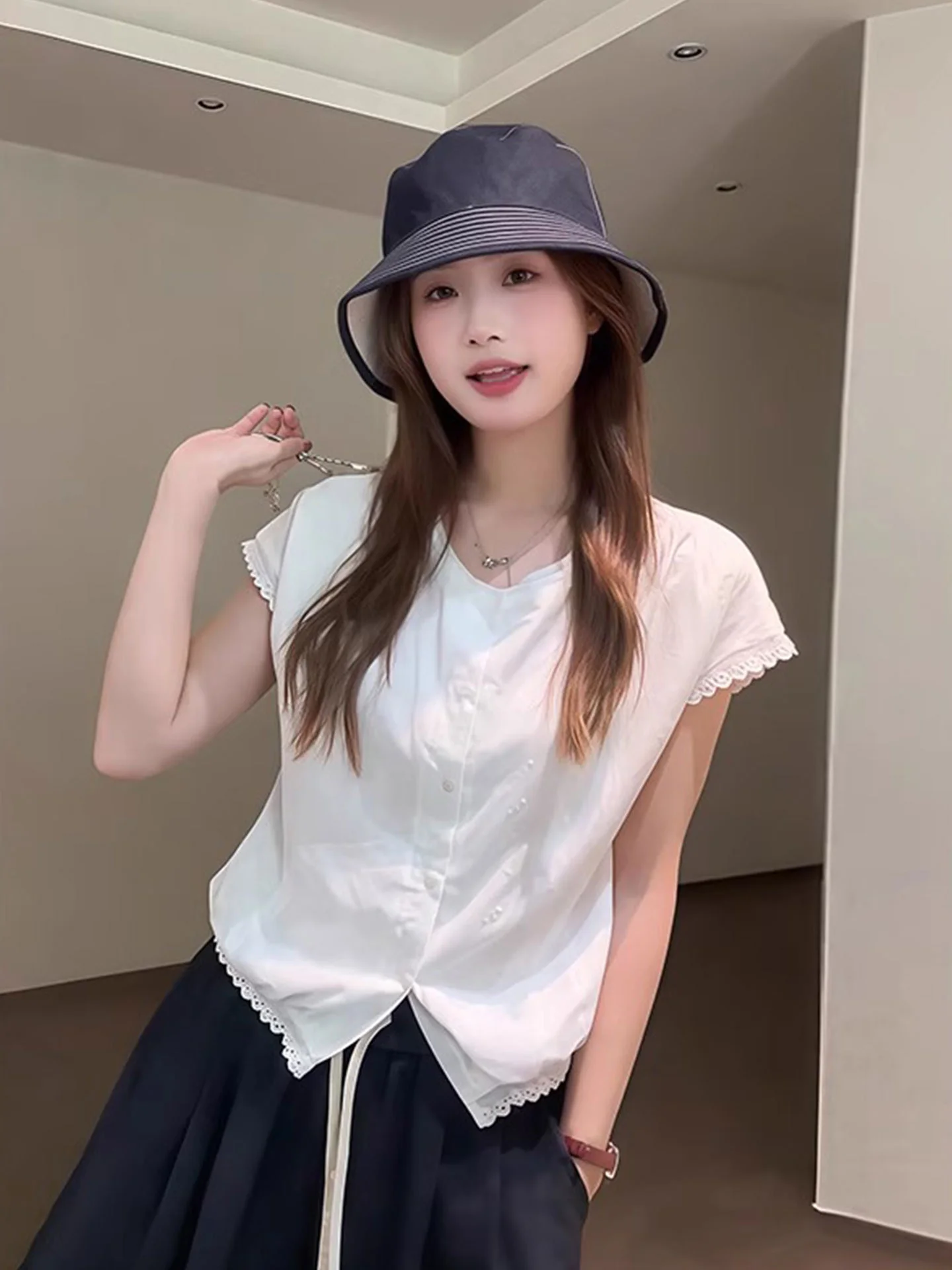 

Женский кардиган Ele Lace Splice с одной пуговицей, корейский стиль, прямой крой, из шелковой смеси, летний, с эффектом омоложения