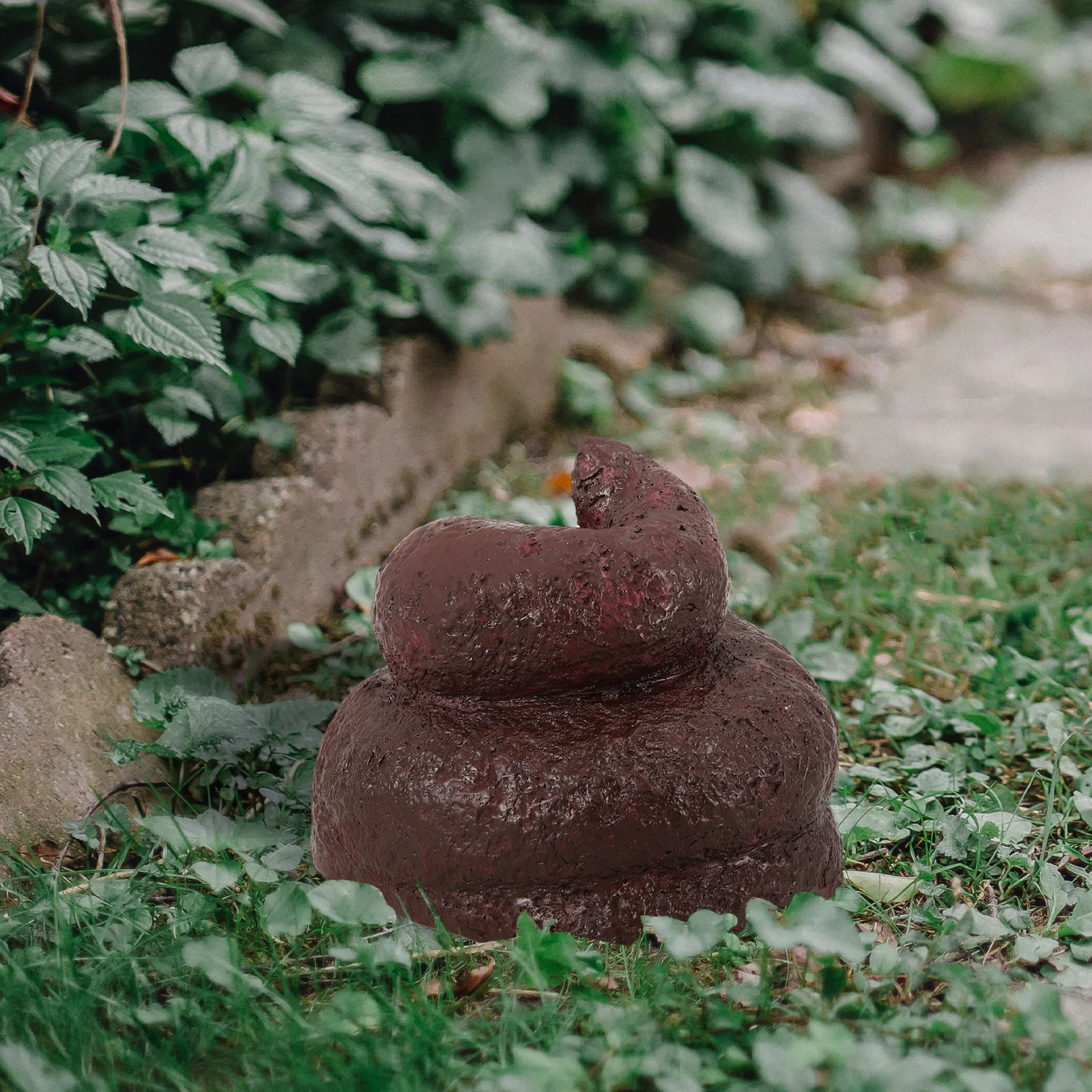 

Resin Fake Poop Holder Outdoor Garden Hider Box Durable Yard Key Storage Case Hidden Key Container Front Yard Diversion