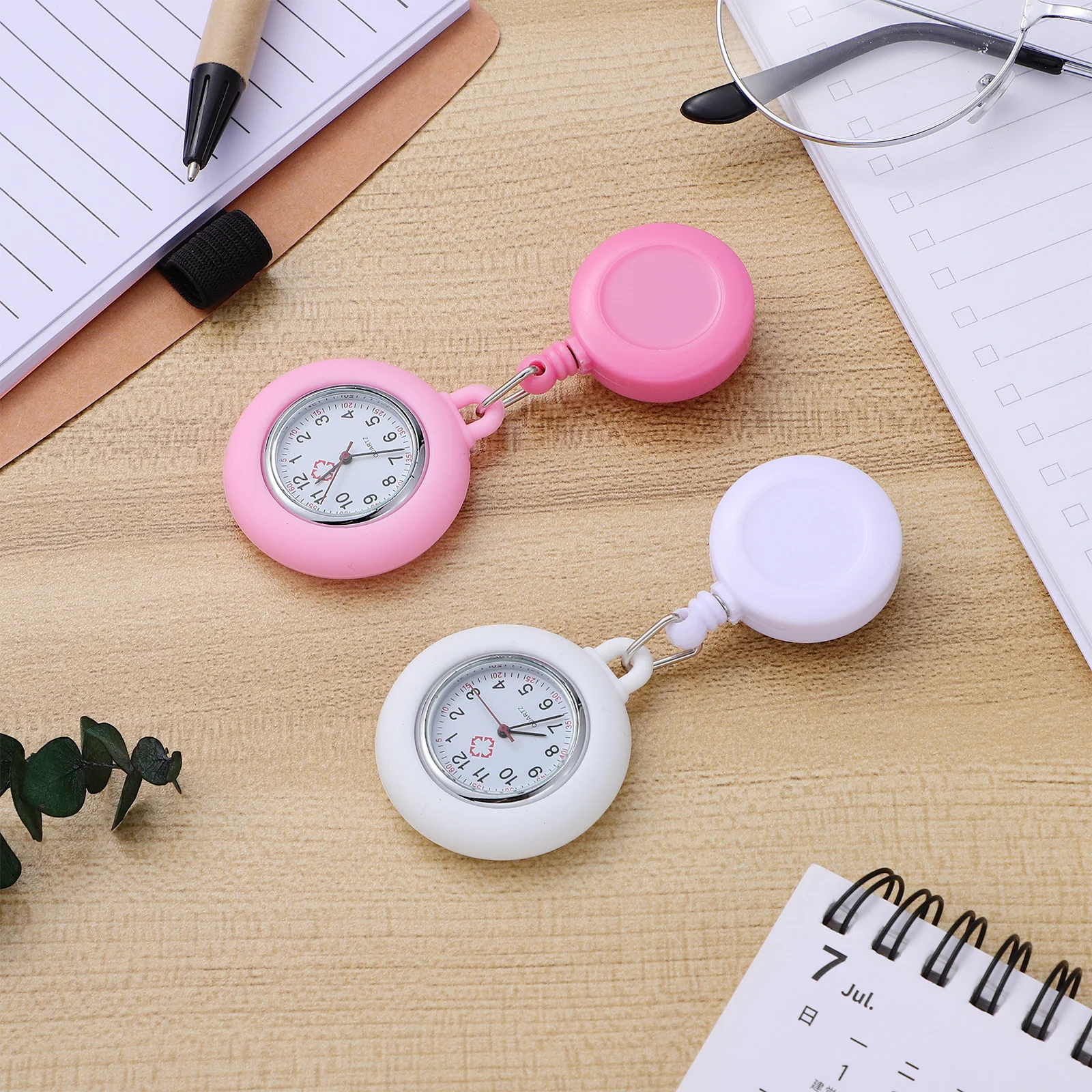 

2Pcs Nurse Watch Pocket Retractable Silicone Watches White Pink Random Needle Font Easy Clean Practical Gift Nurses Doctors