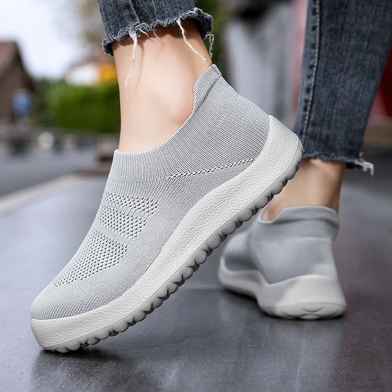 Women Fashion Sneakers Slip On Platform Sneakers Walking Women\'s Sneakers Plus Size Ladies Vulcanize Shoes Tenis Feminino