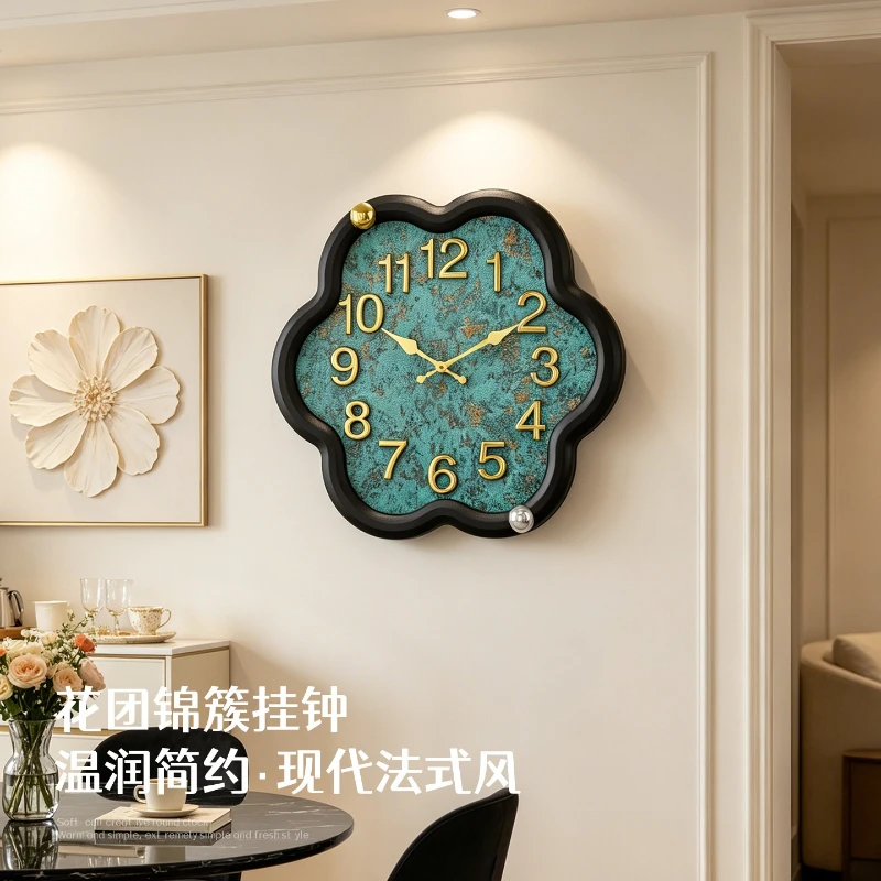 French Living Room Wall Clock Minimalist Digital Clock Restaurant Creative Digital Mute Wall Watch Home Decor Quartz Clock Gift