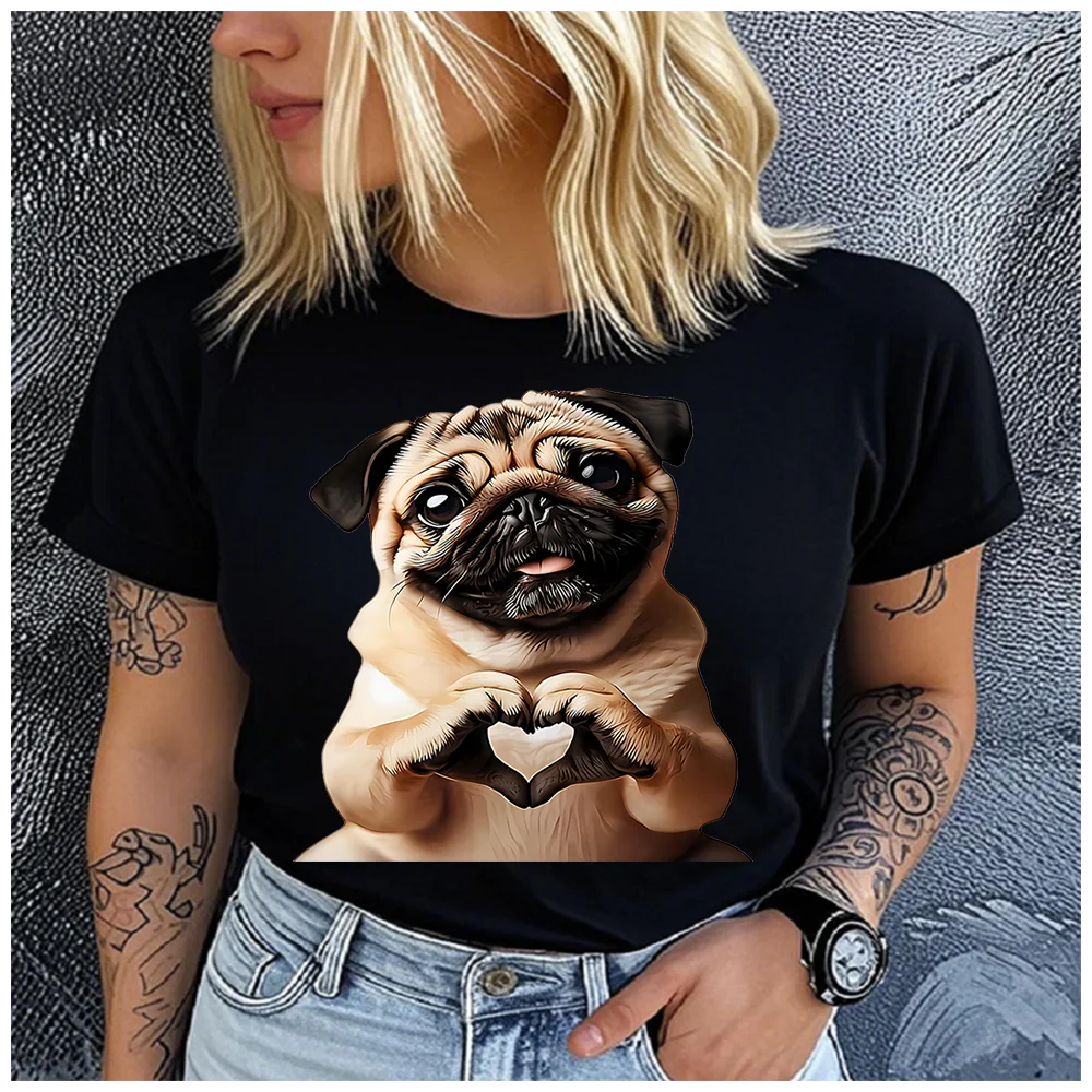 Cute Pug Dog Shows Its Love Printed Women's T-shirt Summer Round Neck Short Sleeve Unisex Tops Fashion Lovers Women's Clothing
