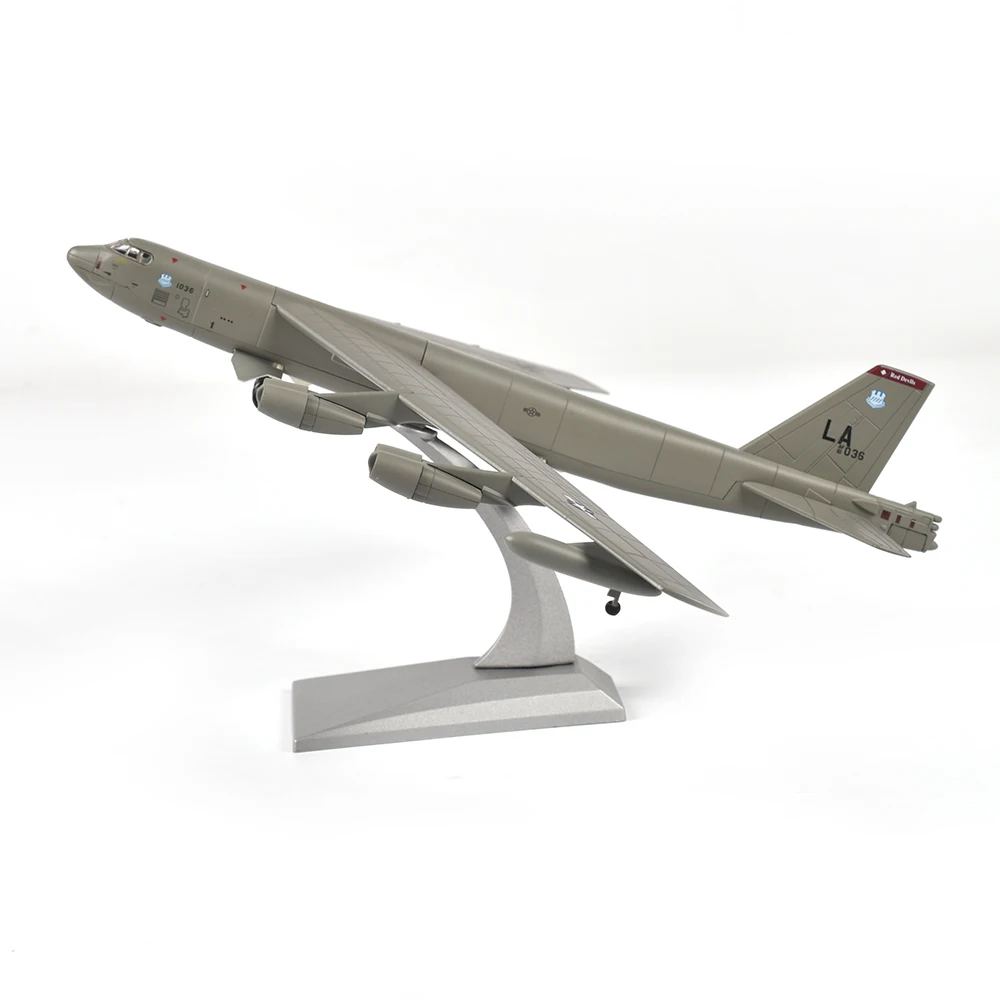 Jason TUTU B52 Bomber Military Model Airplane 1:200 Scale Alloy Fighter B-52 Aircraft Plane Drop shipping