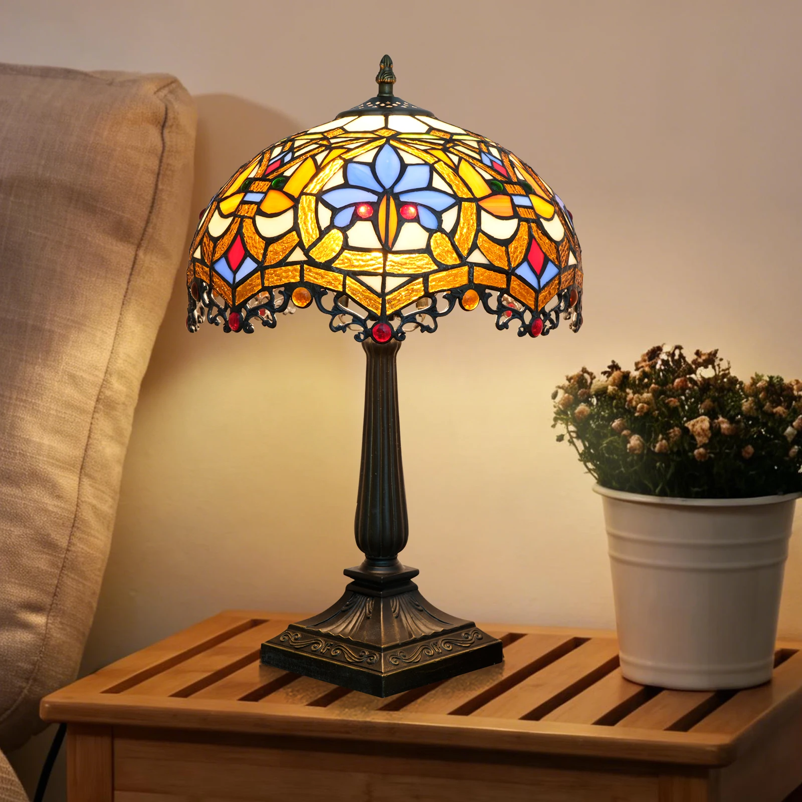 European Creative Tiffany Stained Glass Living Room Bedroom Restaurant Bar Hotel Decoration Bedside Table Lamp Victorian Style