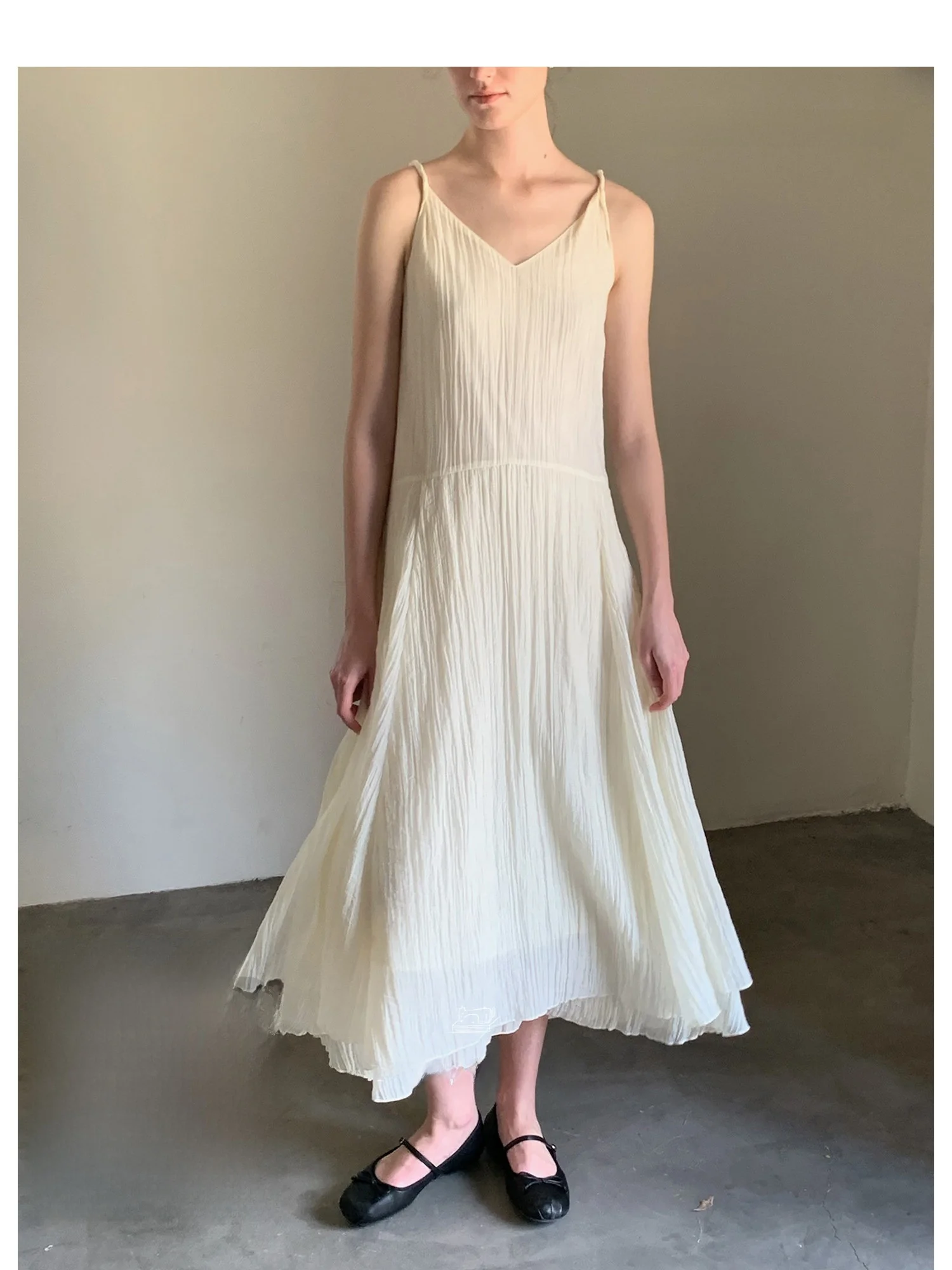 Lightweight L Pleat…