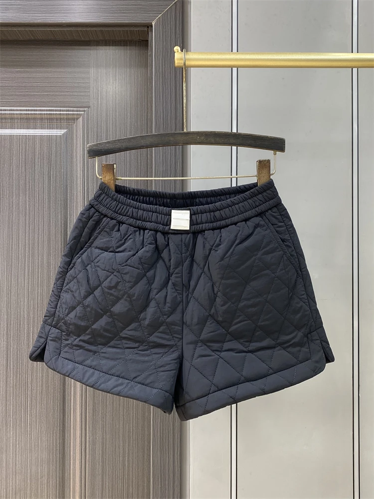 Solid color diamond grid shorts women winter elastic waistband warm cotton clip paired versatile wide legs A-line pants