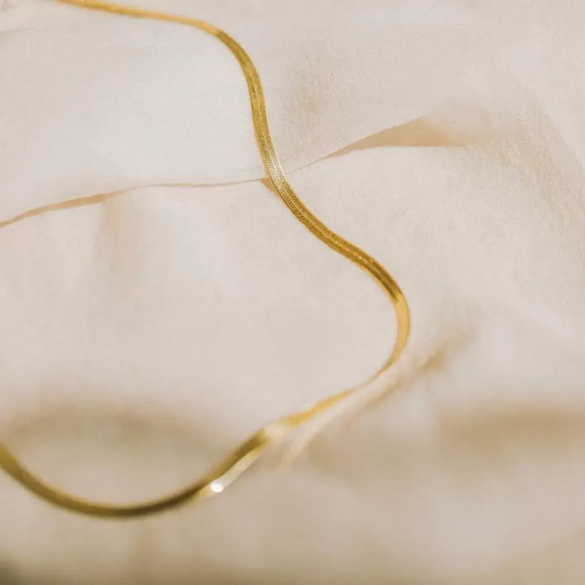 Women's Stainless Steel Golden Color Snake Chain Necklace  European and American Fashion Minimalist Style Jewelry Gift Wholesale image 3