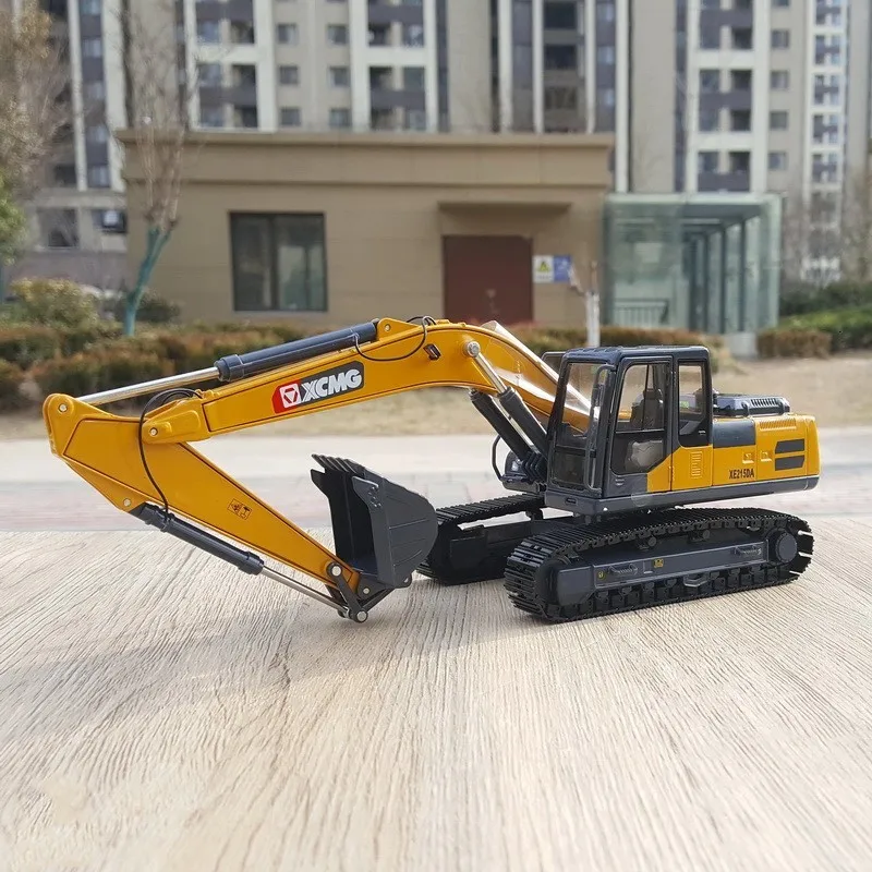 

Collectible Alloy Model Toy Gift 1:35 Scale XCMG XE215DA Hydraulic Excavator Engineering Machinery DieCast Toy Model