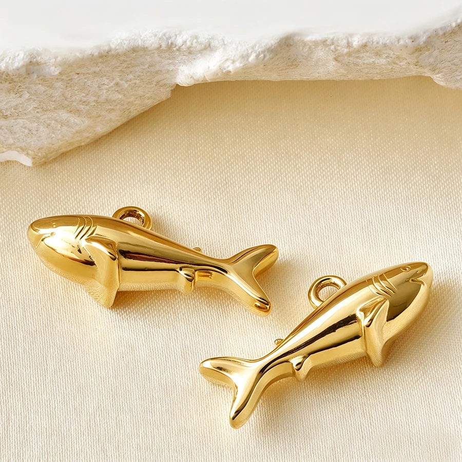 5 Stück goldfarbene Edelstahl-Anhänger in Form von niedlichen Hunden, Fischen und Enten, PVD-beschichtet, für Schmuckherstellung, Tieranhänger, DIY-Halskette, Schlüsselanhänger – Detail 27