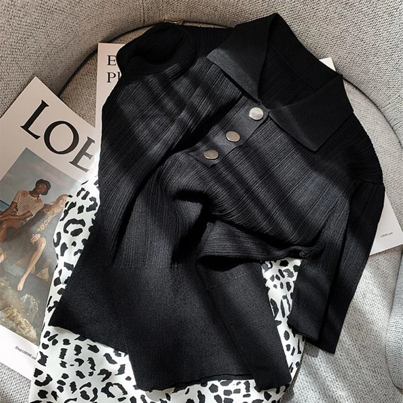 패션 니트 폴로 셔츠 여성 여름 슬리밍 짧은 소매 티셔츠 세련된 얇은 나사 스레드 탑 2025 한국 여성 의류