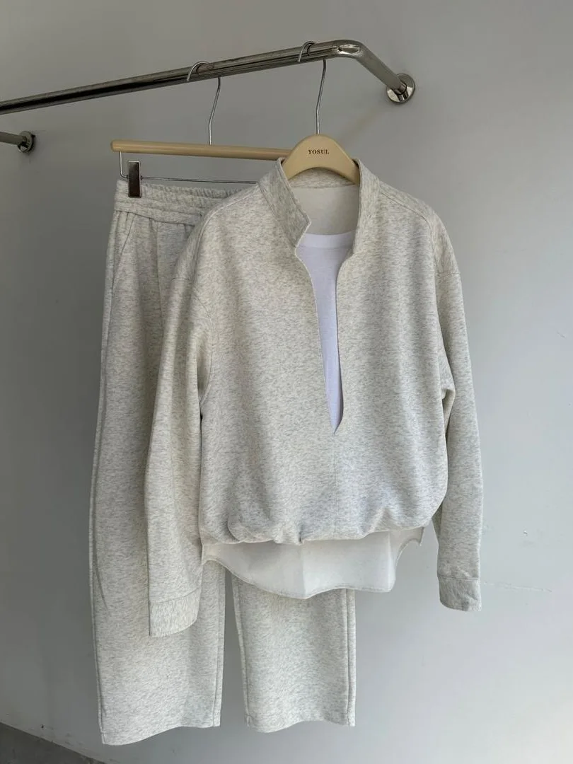 

Модный повседневный спортивный костюм для мужчин, осень 2025, новинка: комплект из двух предметов (толстовка с длинным рукавом и брюки), молодежный, хлопковый.