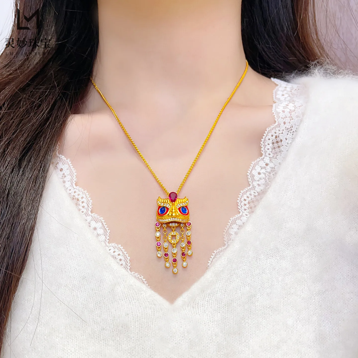 Lion Tassel Clavicle Necklace Women's 24K Gold AU999 - Stackable lion necklace, trendy for layered mix-and-match styles
