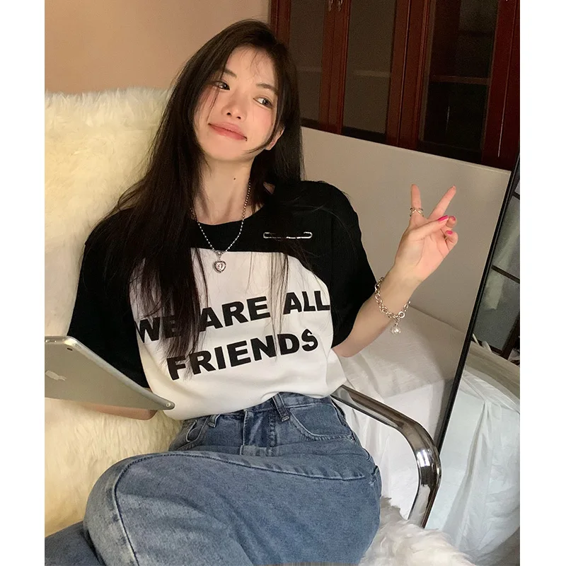 bla-white-color-contrast-letter-print-ort-sve-t-irt-women's-hong-kong-sle-sweet-cool-loose-top-design-sense