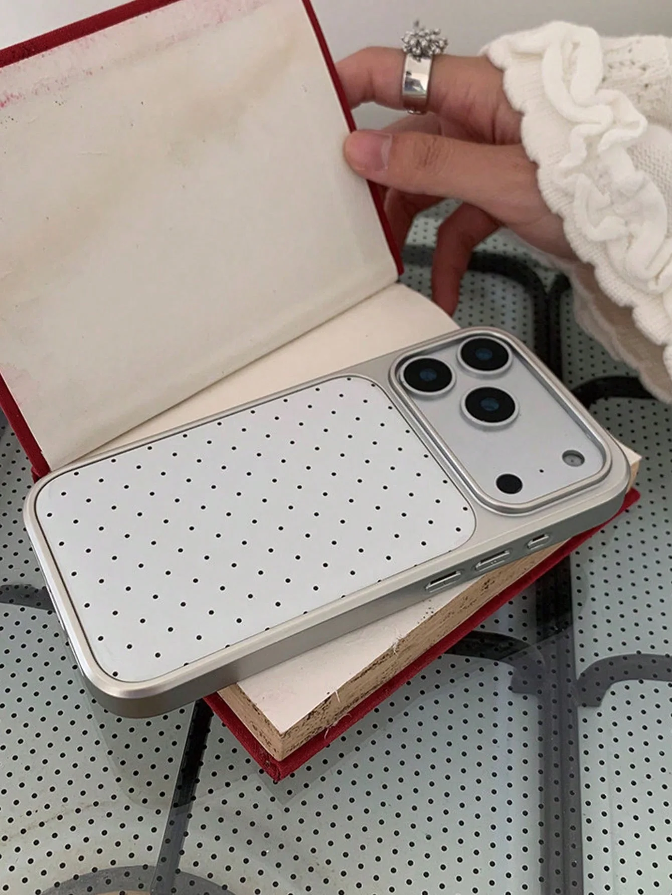 Simple White Polka‑Dot Glossy Soft Cover With Electroplated Silver Frame & Large Camera Window ForiPhone11‑13-16-17-18Pro ProMax view 4