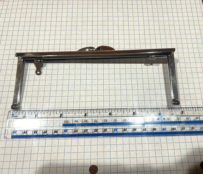 

6.75 inches Purse Frame Kiss Clasp Metal Square Smooth Handles for Bag DIY Sewing Brackets Wallet Accessories