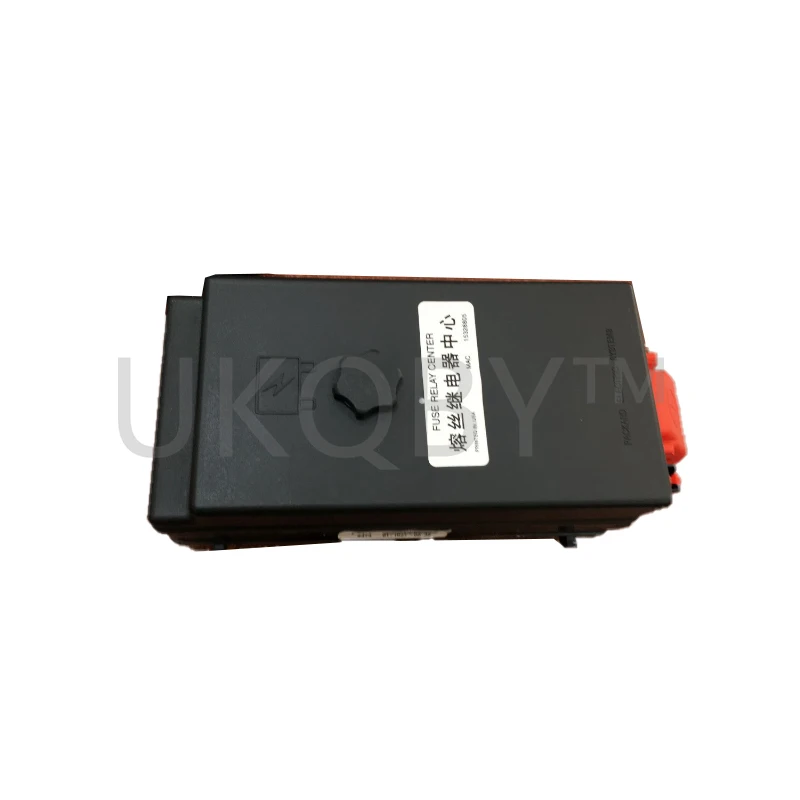 10315459 Applicable to the new century imperial court of Bu ic k Regal 2.5/3.0 engine fuse box fuse holder